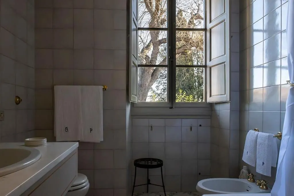 Appartamento In Torre Di Antica Villa Florence
