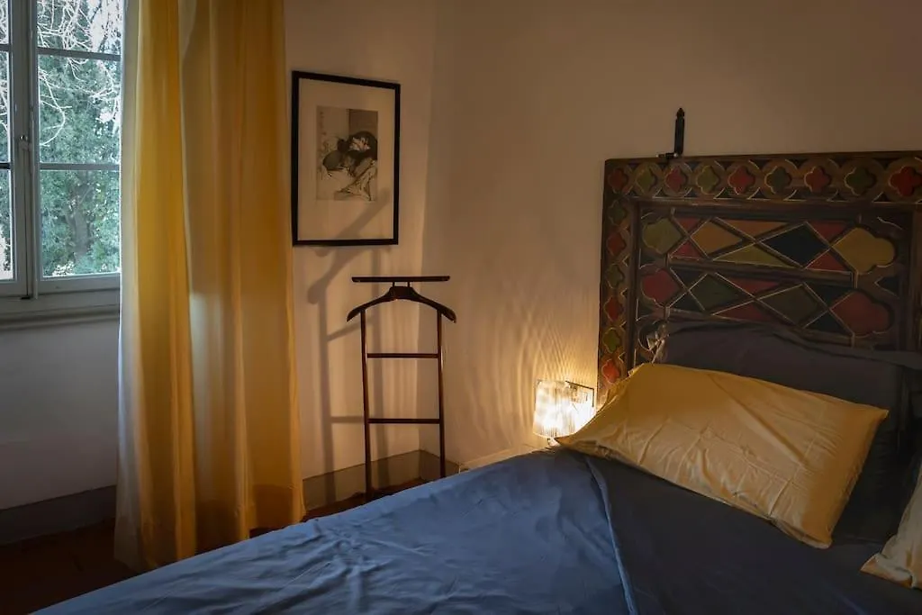 Apartment Appartamento In Torre Di Antica Villa Florence