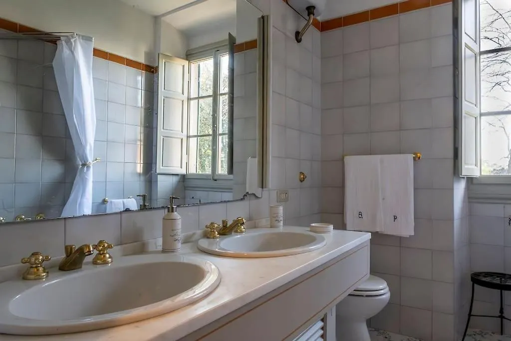 Appartamento In Torre Di Antica Villa Florence 0*,