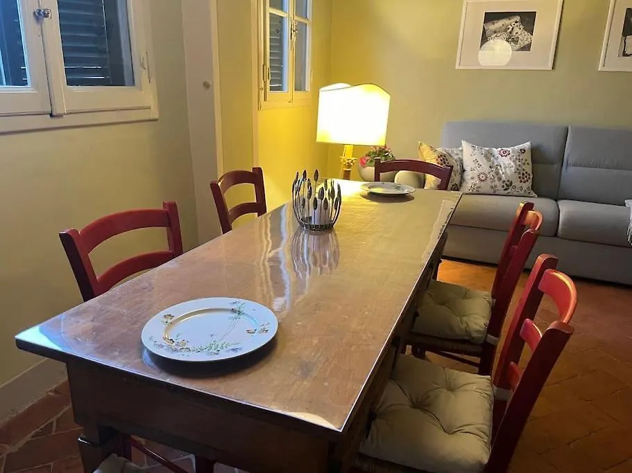 Appartamento In Torre Di Antica Villa Florence Apartment